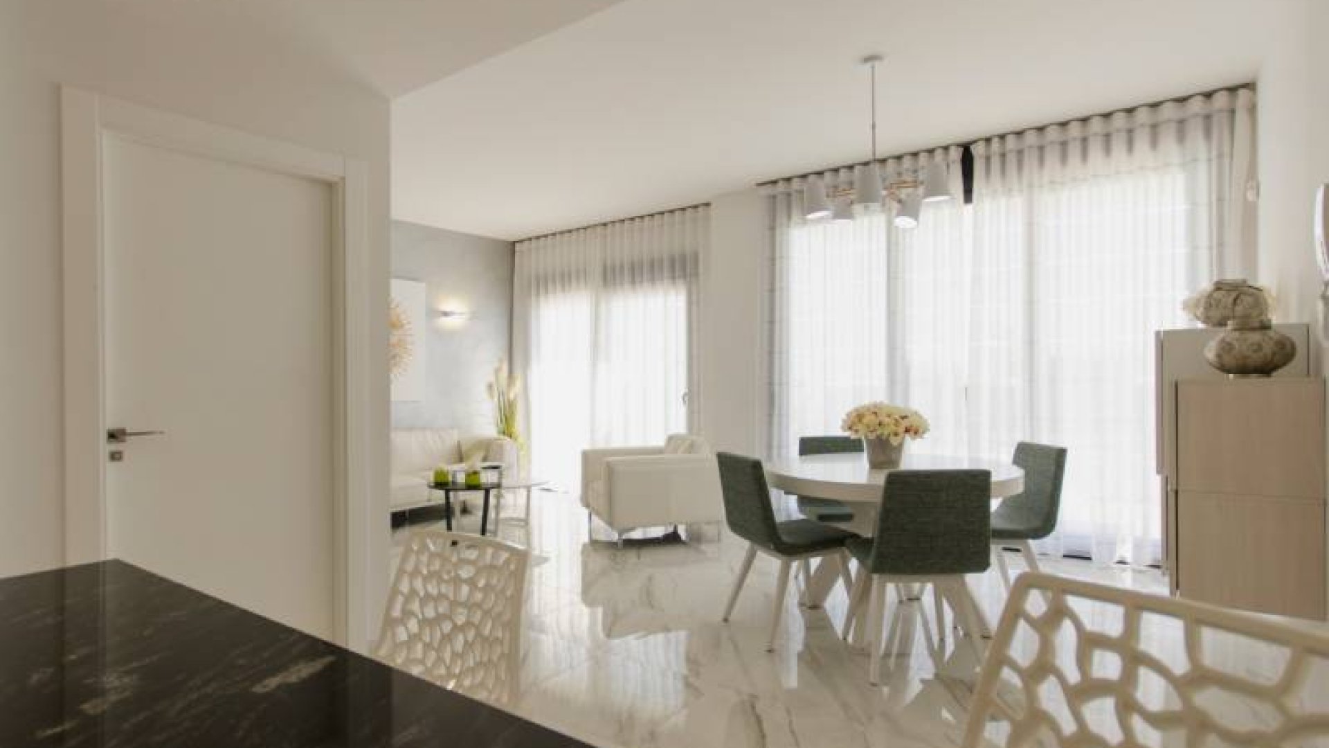 Obra nueva - Chalets -
Orihuela Costa