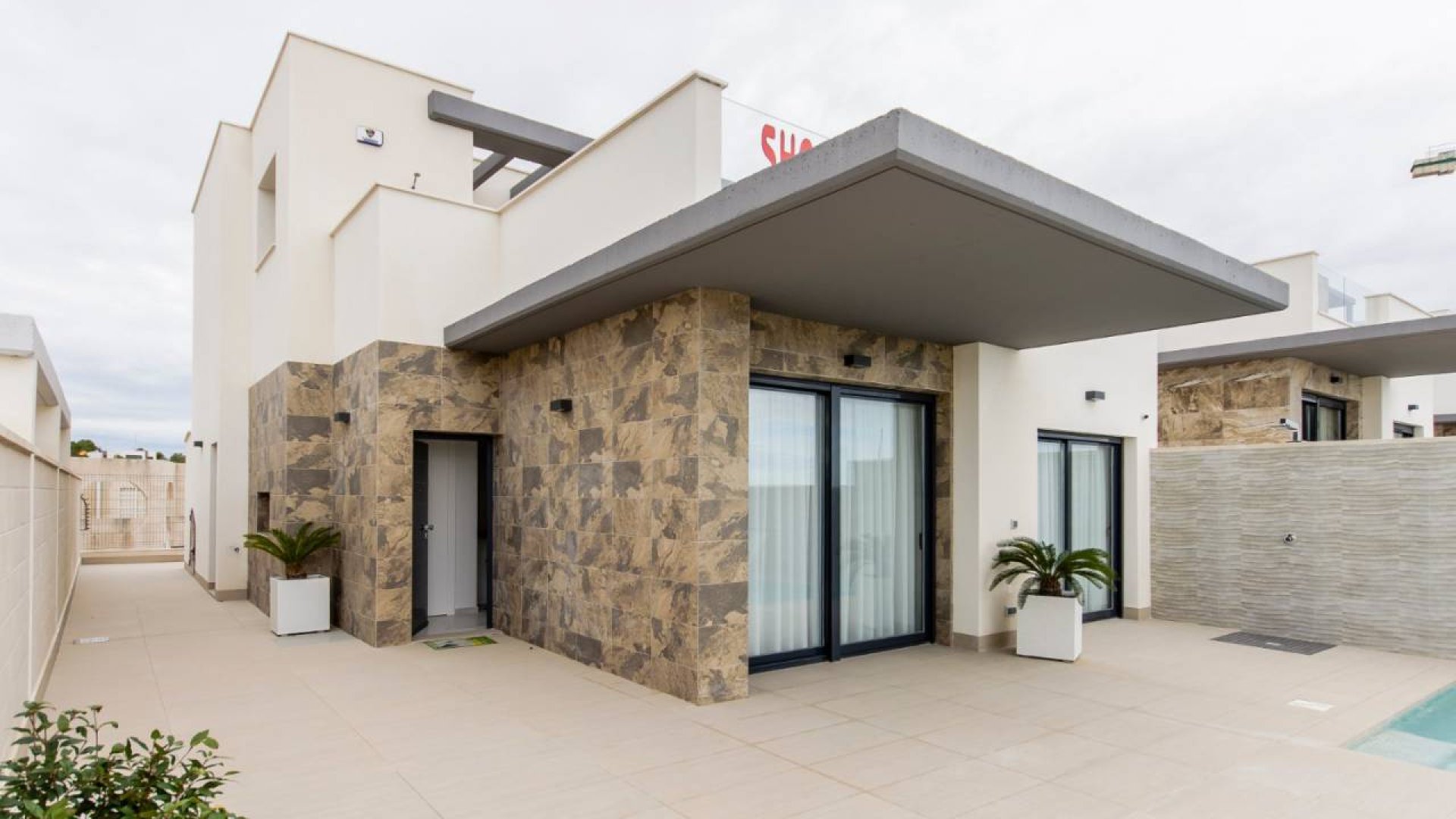 Obra nueva - Chalets -
Orihuela Costa
