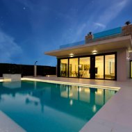 Obra nueva - Chalets -
Orihuela Costa
