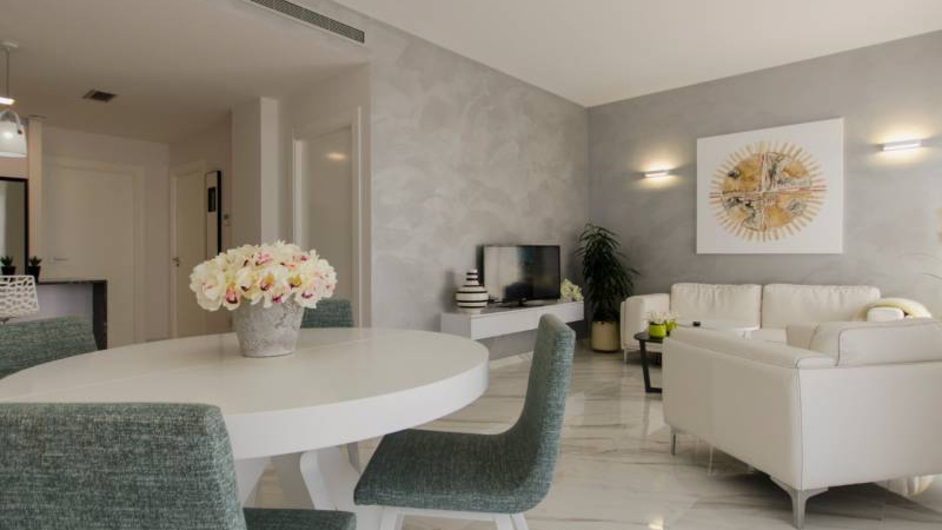 Obra nueva - Chalets -
Orihuela Costa