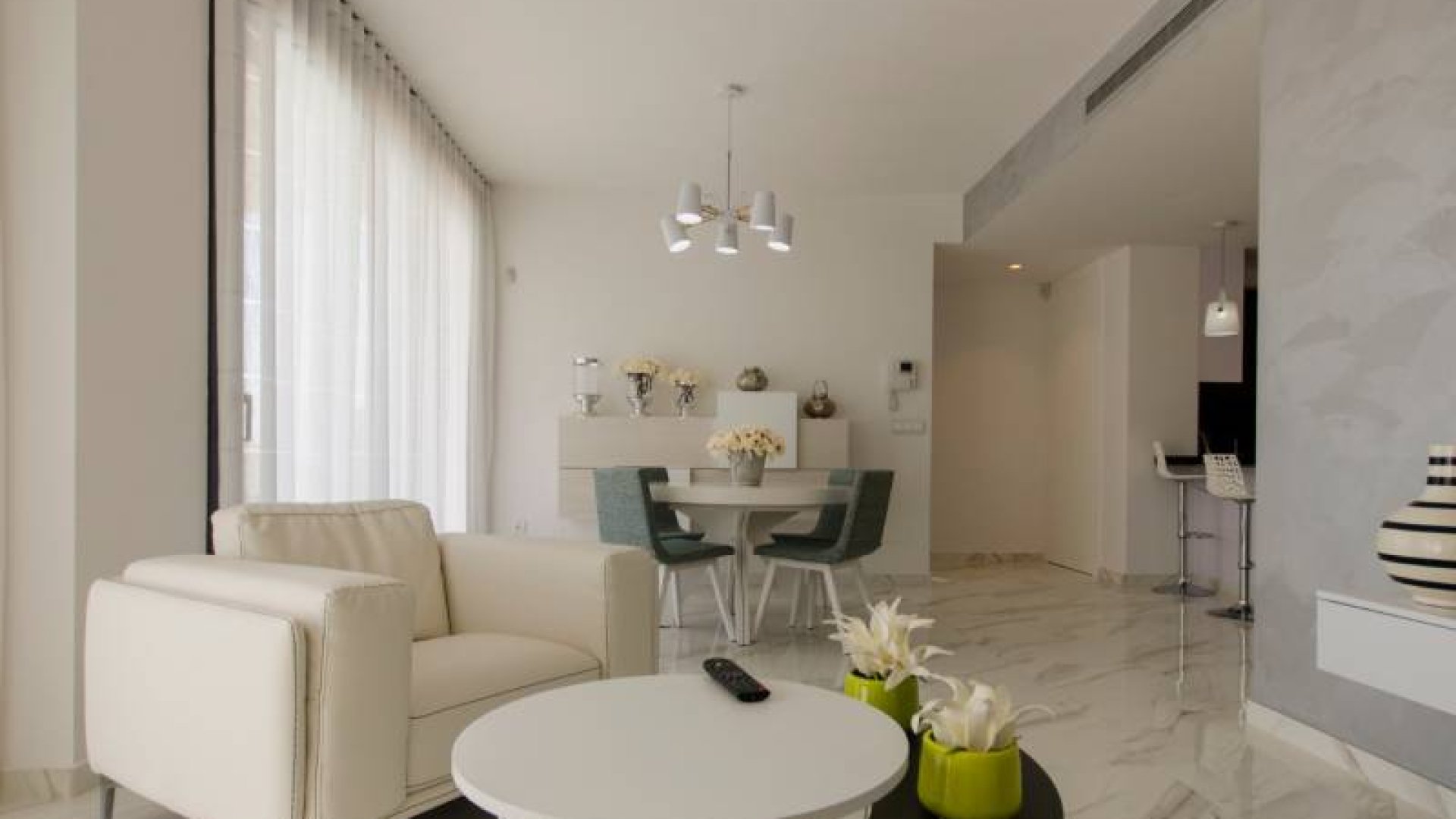 Obra nueva - Chalets -
Orihuela Costa