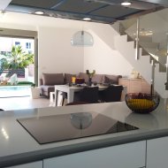 Obra nueva - Chalets -
Orihuela Costa