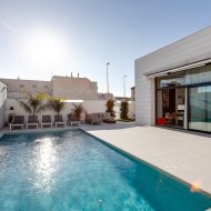 Obra nueva - Chalets -
Pilar de la Horadada