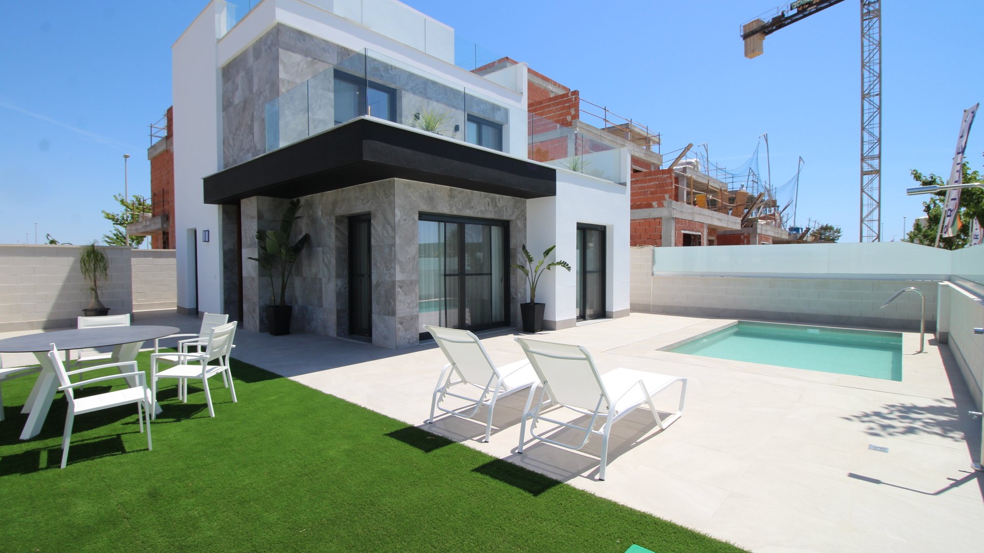 Obra nueva - Chalets -
Pilar de la Horadada