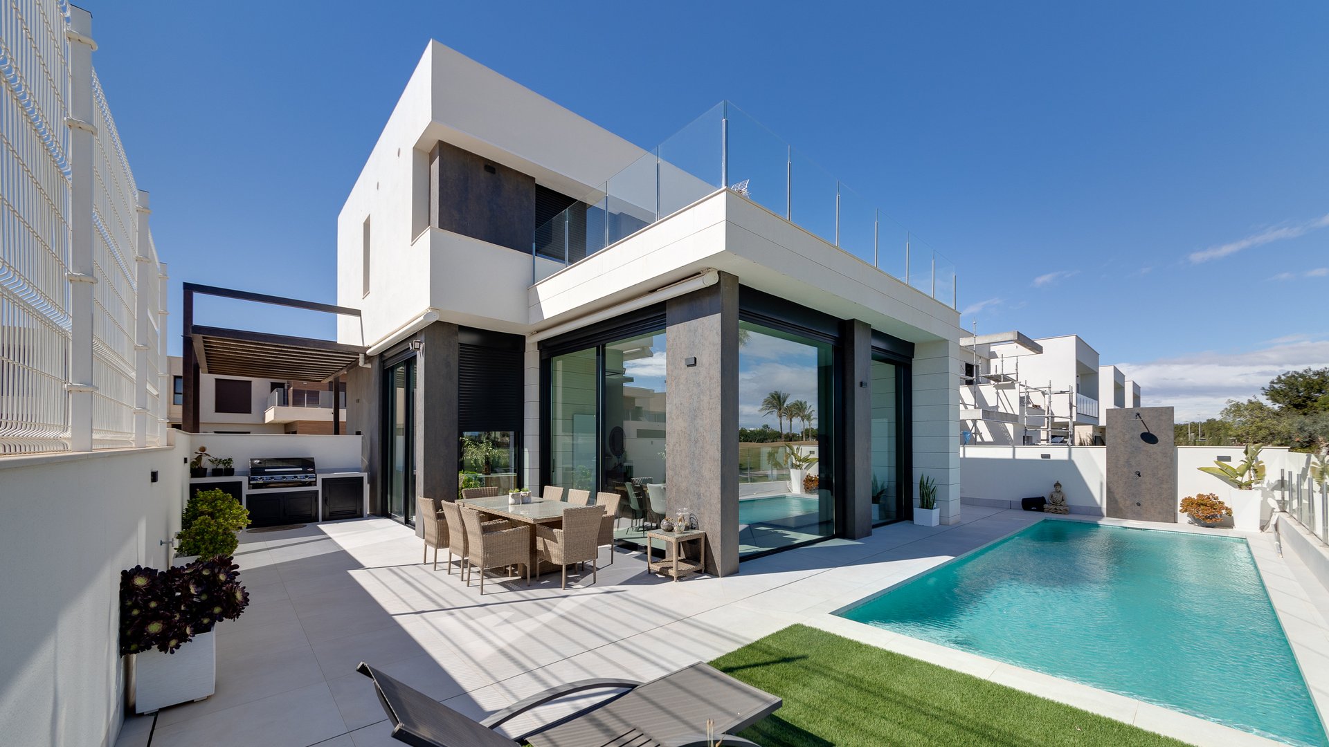 Obra nueva - Chalets -
Pilar de la Horadada