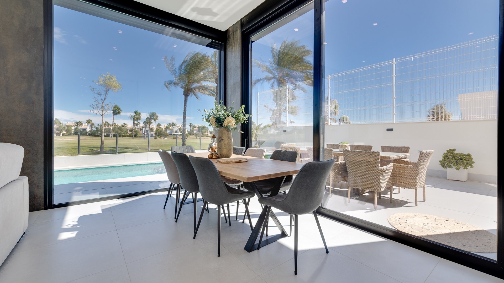 Obra nueva - Chalets -
Pilar de la Horadada