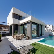 Obra nueva - Chalets -
Pilar de la Horadada