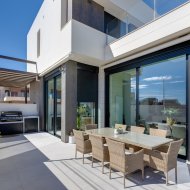 Obra nueva - Chalets -
Pilar de la Horadada