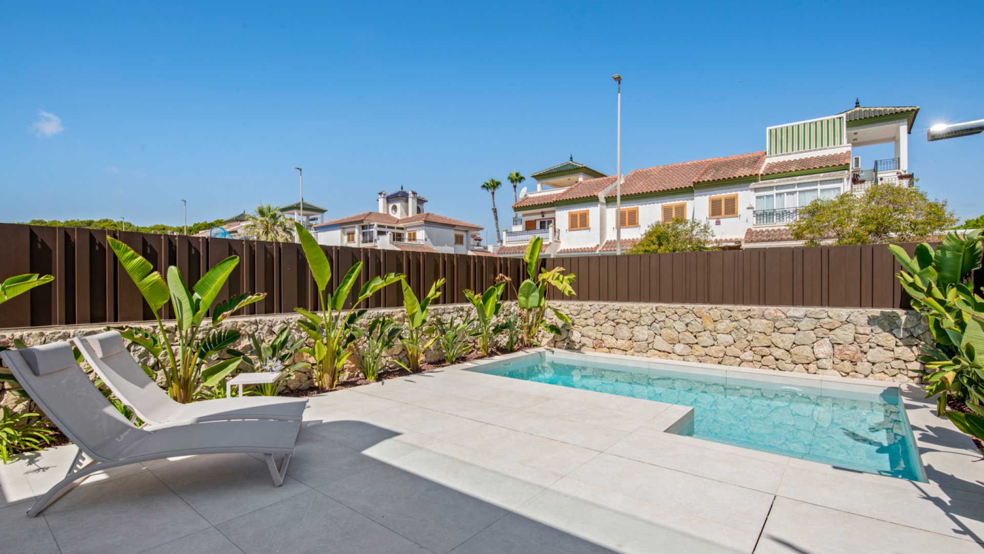 Obra nueva - Chalets -
Pilar de la Horadada