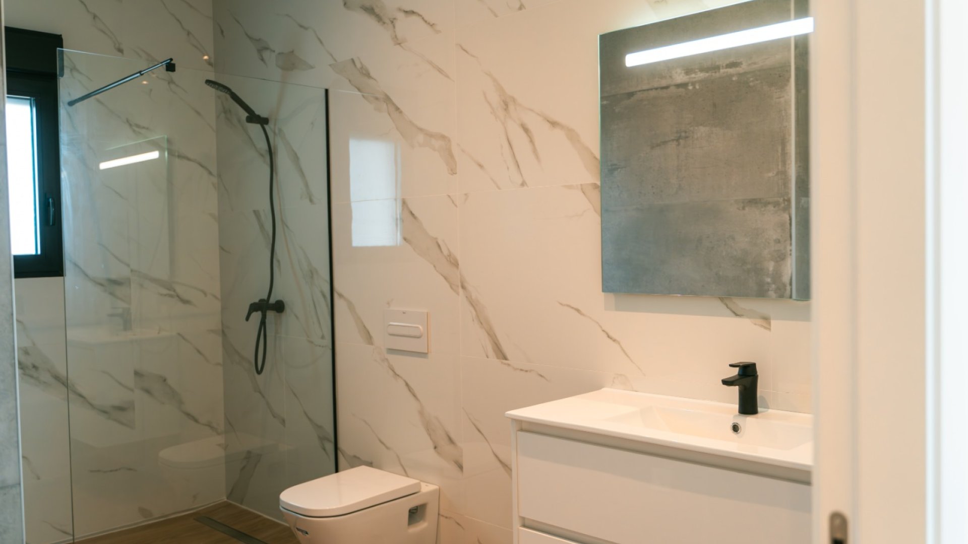 Obra nueva - Chalets -
Pinoso