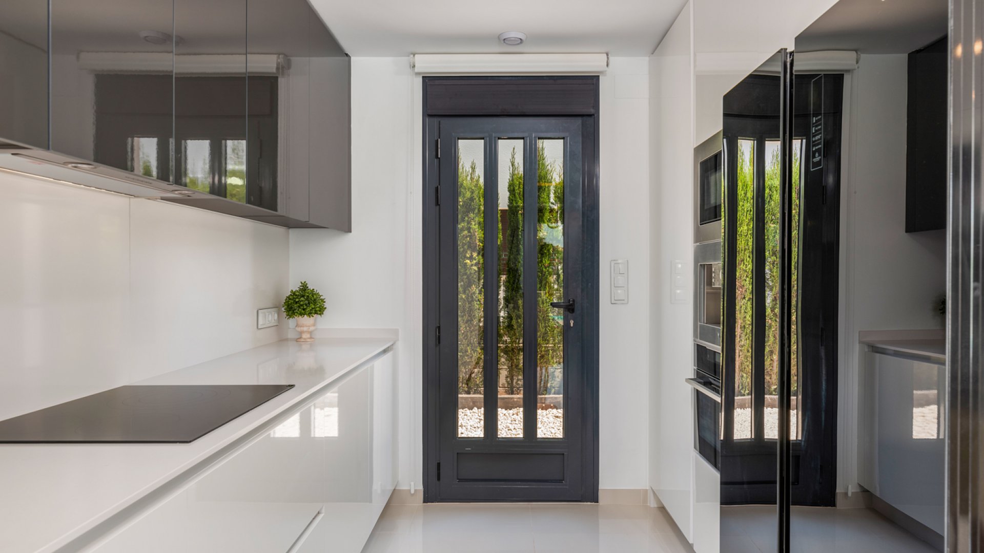 Obra nueva - Chalets -
Playa Paraiso