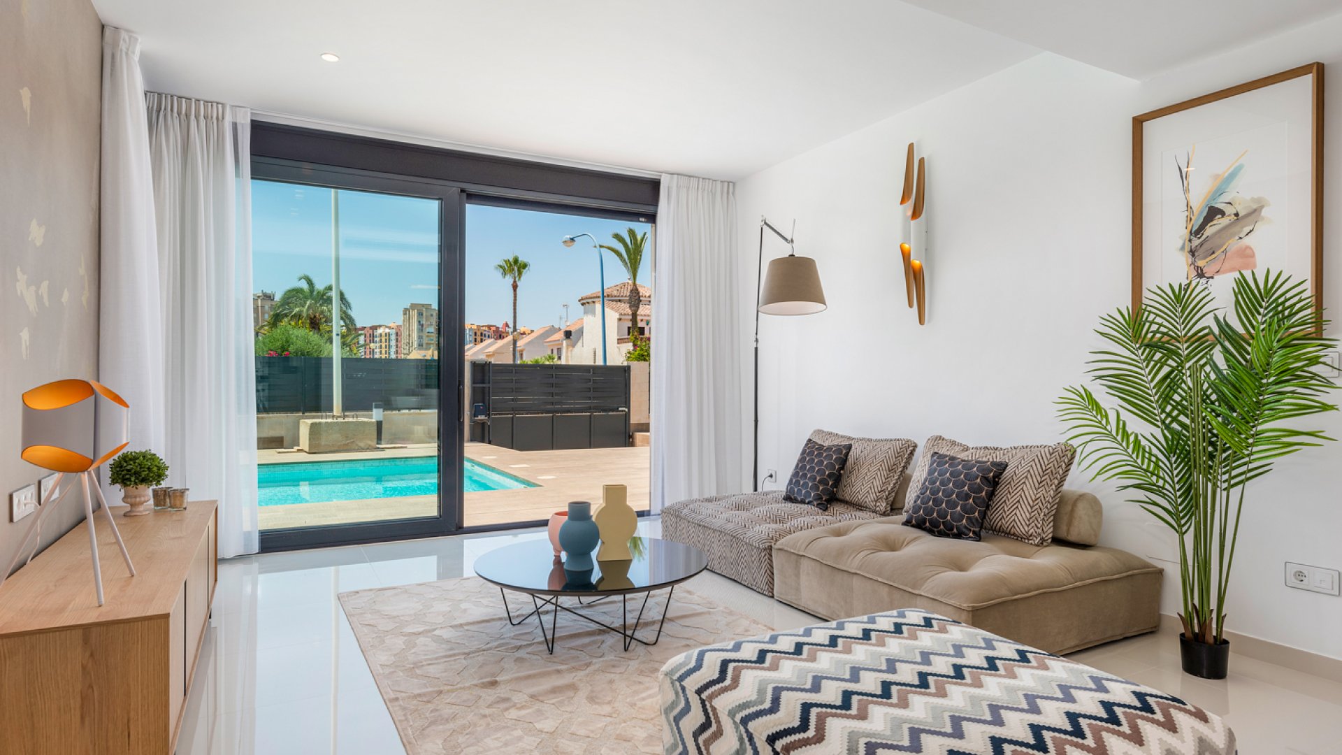 Obra nueva - Chalets -
Playa Paraiso
