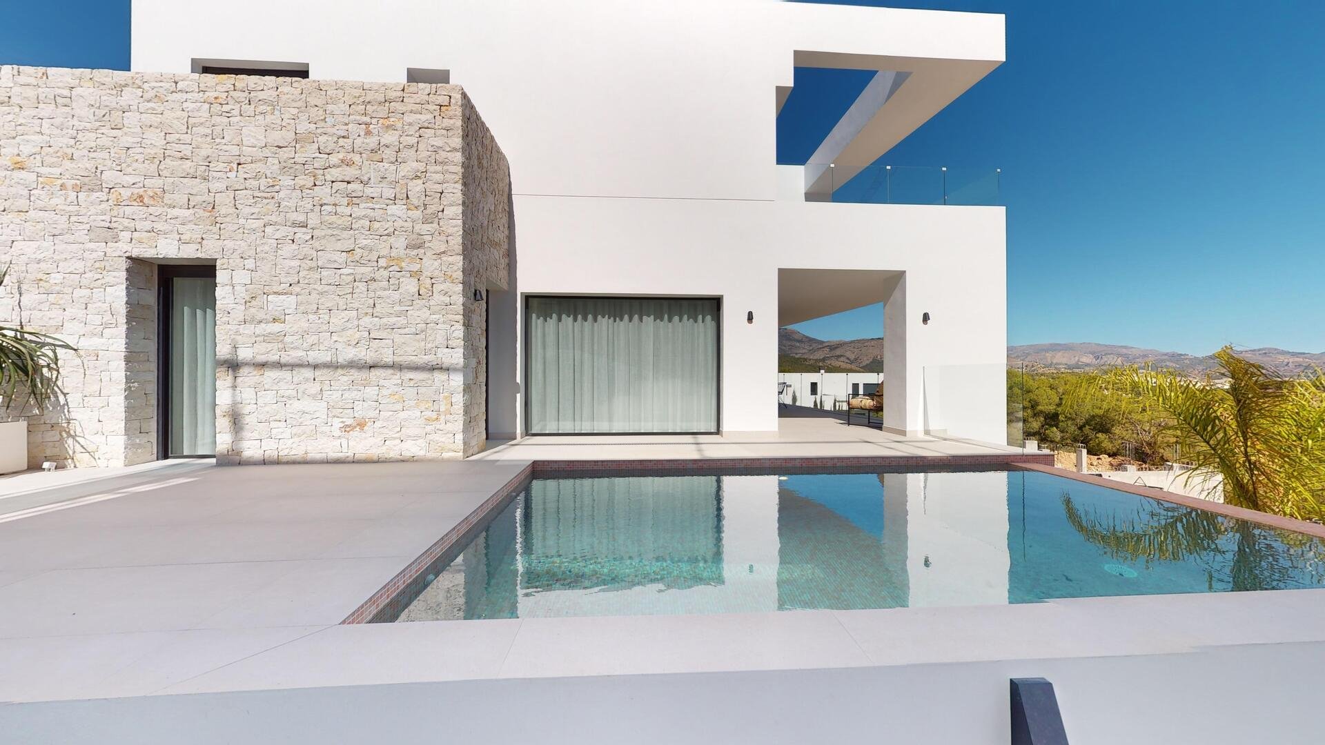 Obra nueva - Chalets -
Polop