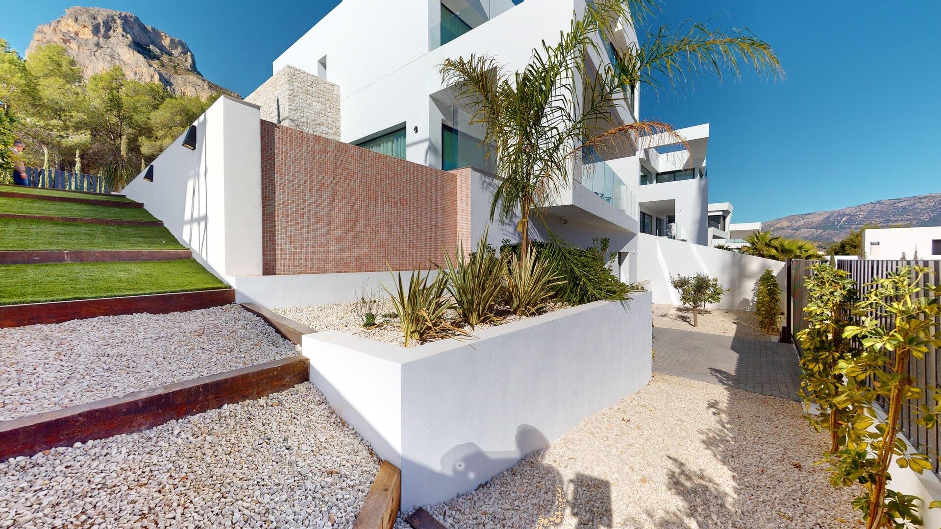 Obra nueva - Chalets -
Polop