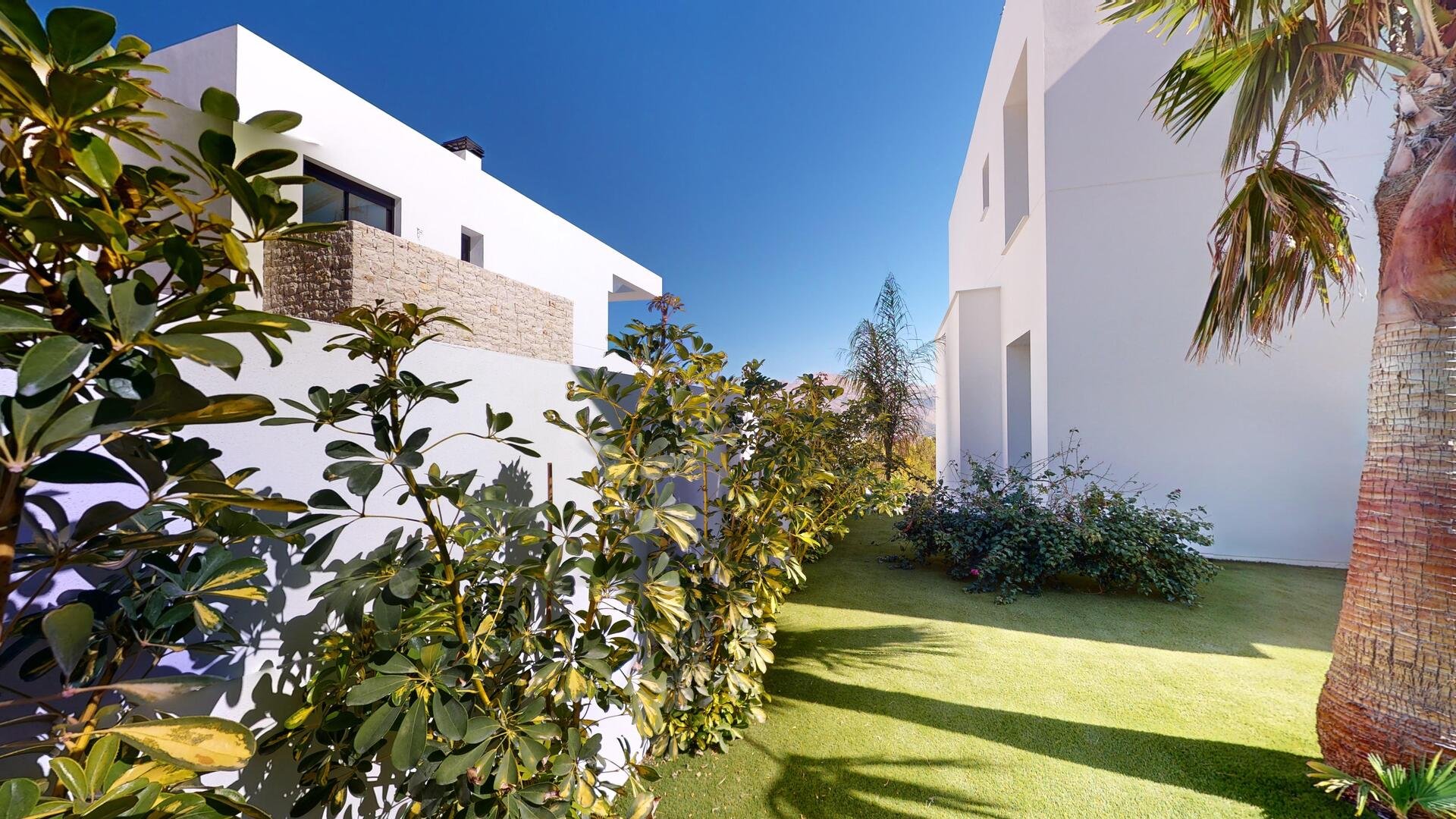 Obra nueva - Chalets -
Polop