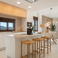 Obra nueva - Chalets -
Polop