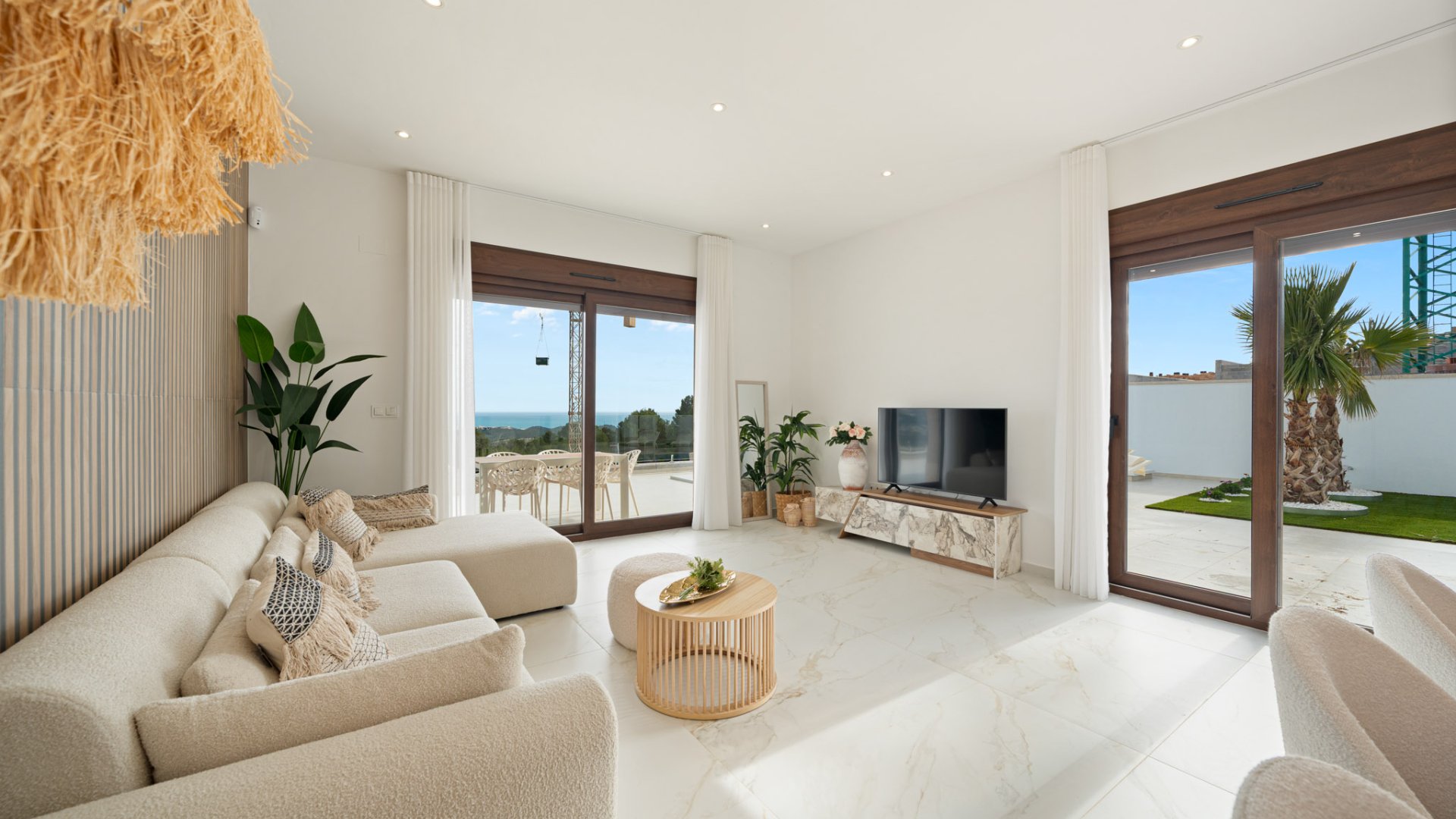 Obra nueva - Chalets -
Polop