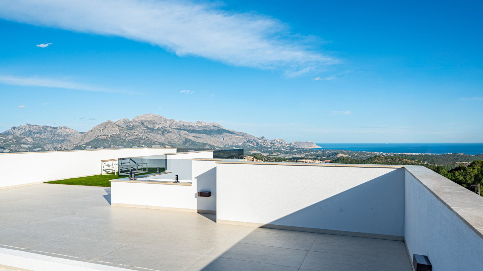 Obra nueva - Chalets -
Polop