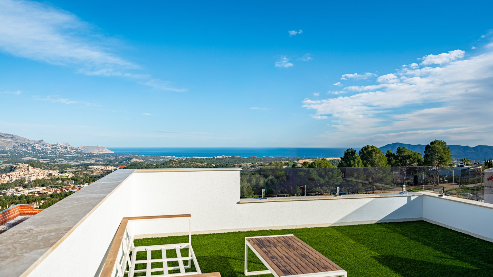 Obra nueva - Chalets -
Polop