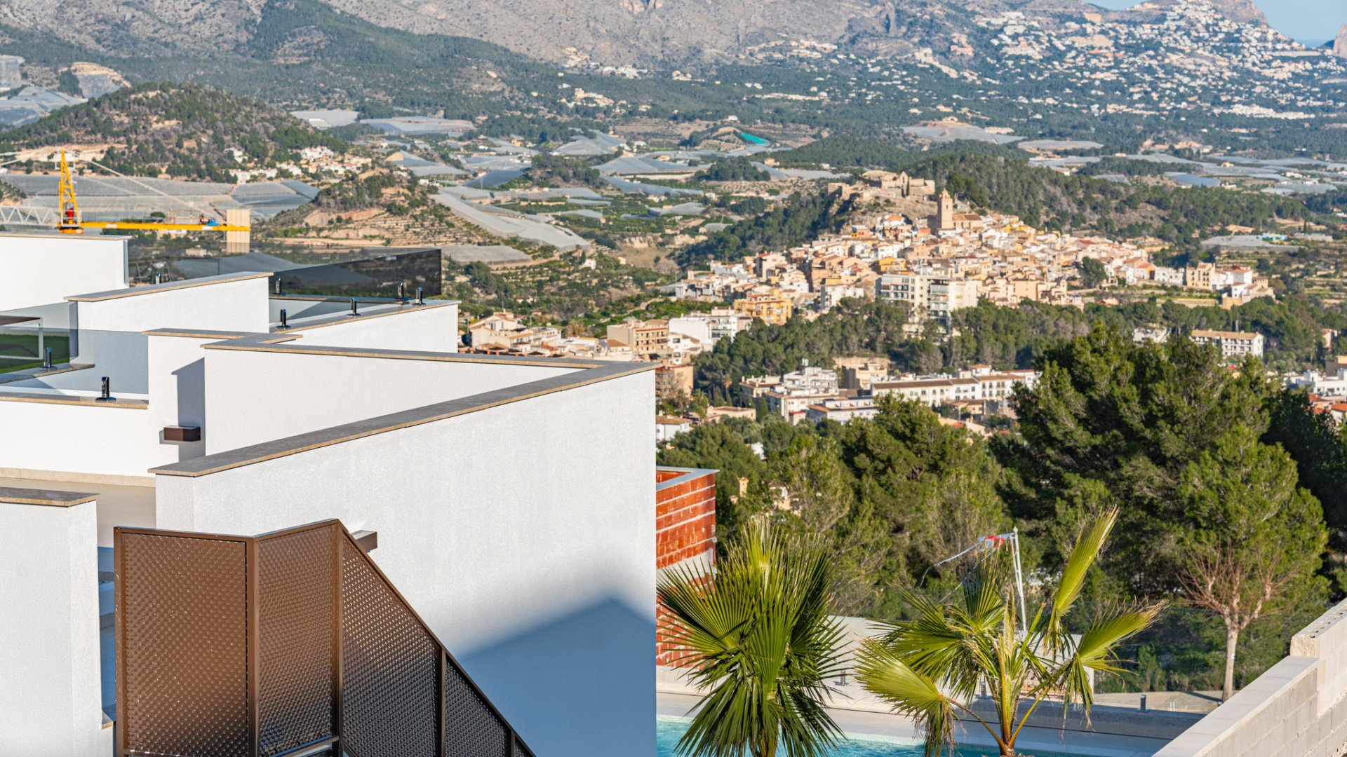 Obra nueva - Chalets -
Polop