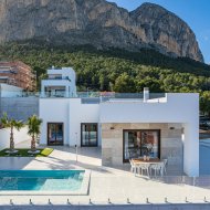Obra nueva - Chalets -
Polop