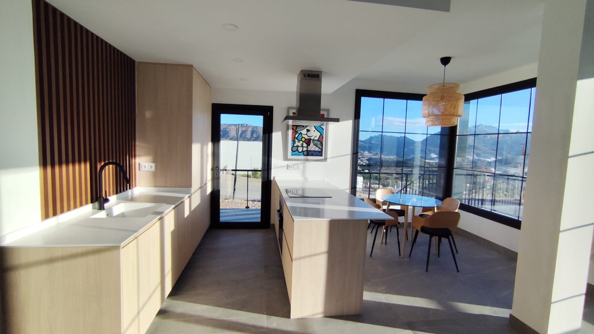 Obra nueva - Chalets -
Polop