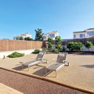 Obra nueva - Chalets -
Purias
