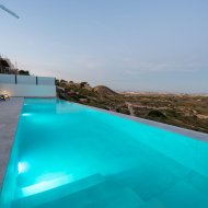Obra nueva - Chalets -
Rojales