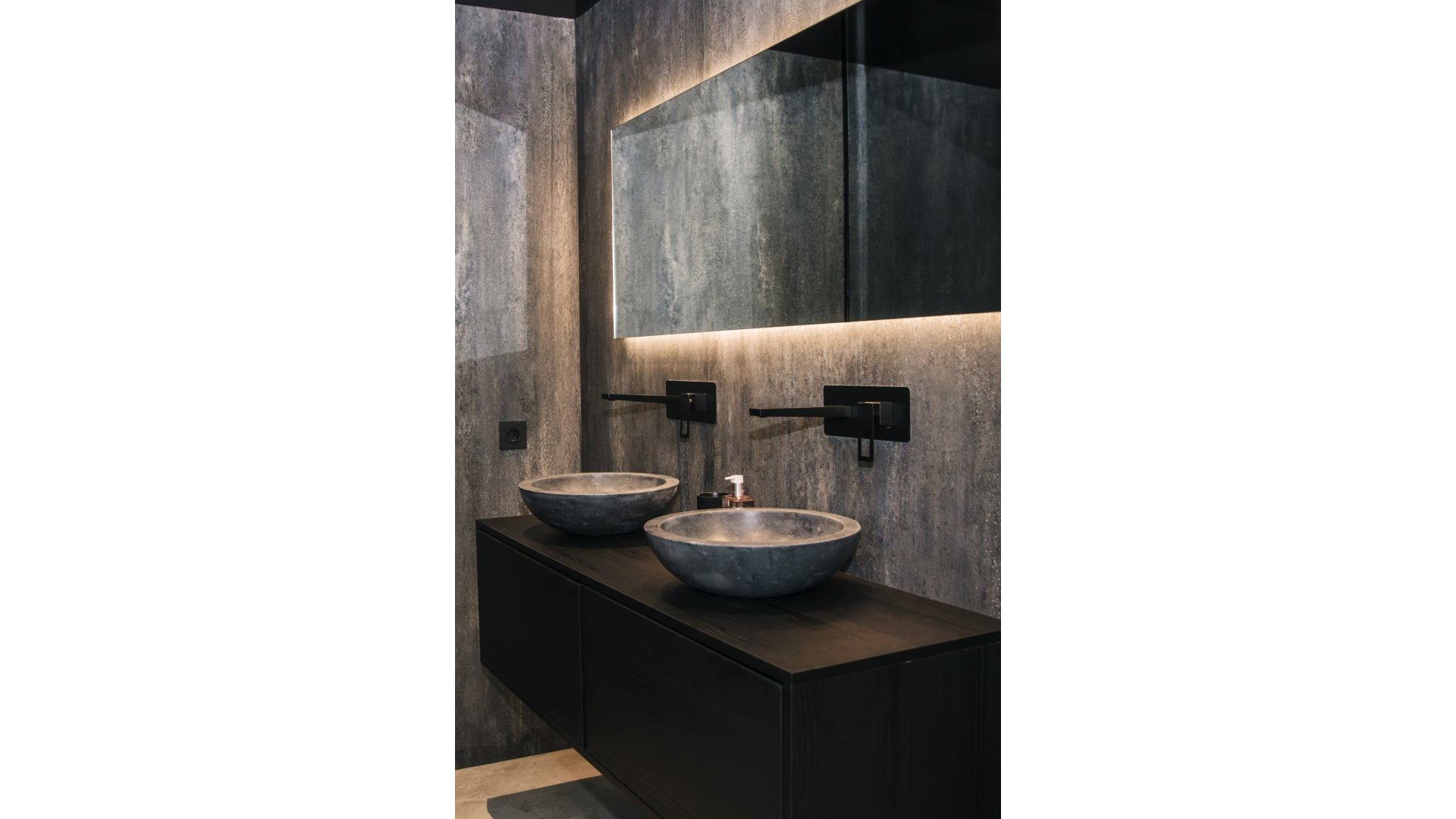 Obra nueva - Chalets -
Rojales