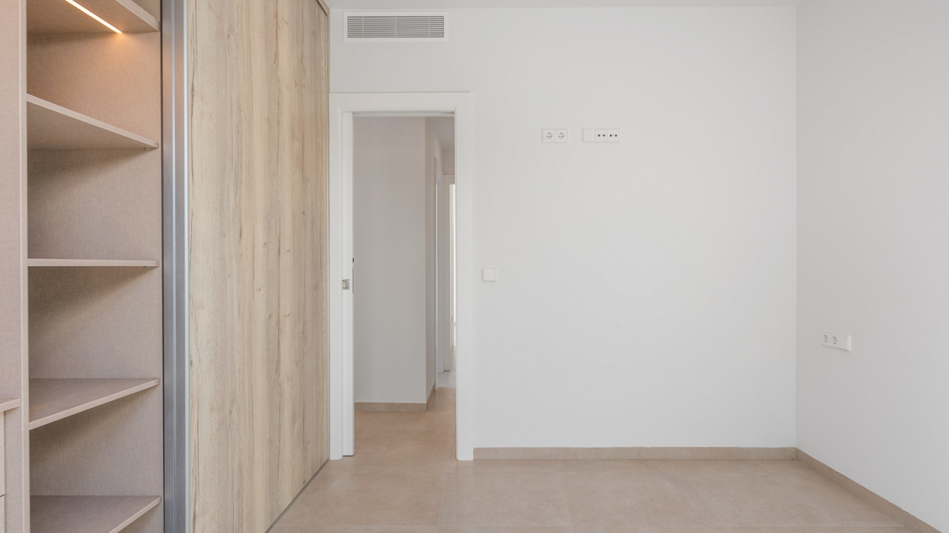 Obra nueva - Chalets -
San Javier