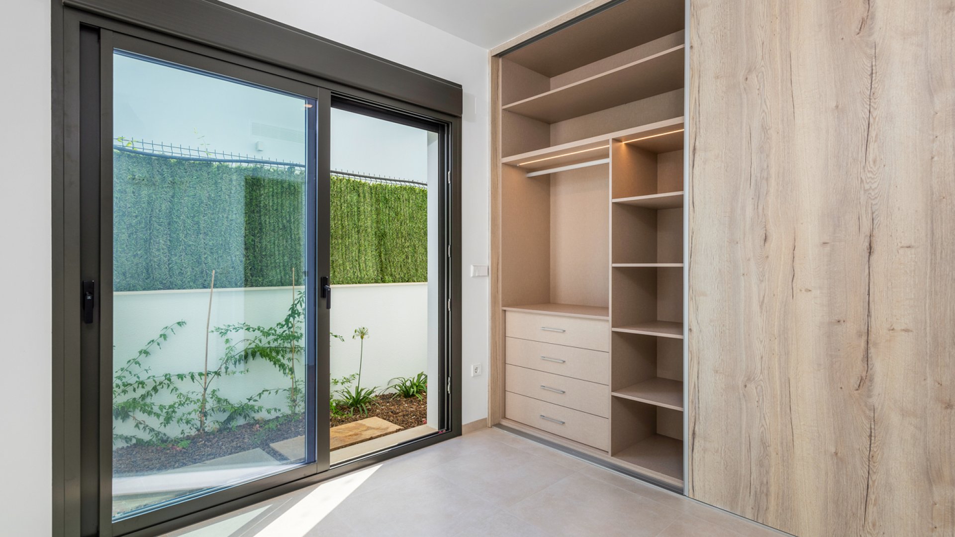 Obra nueva - Chalets -
San Javier