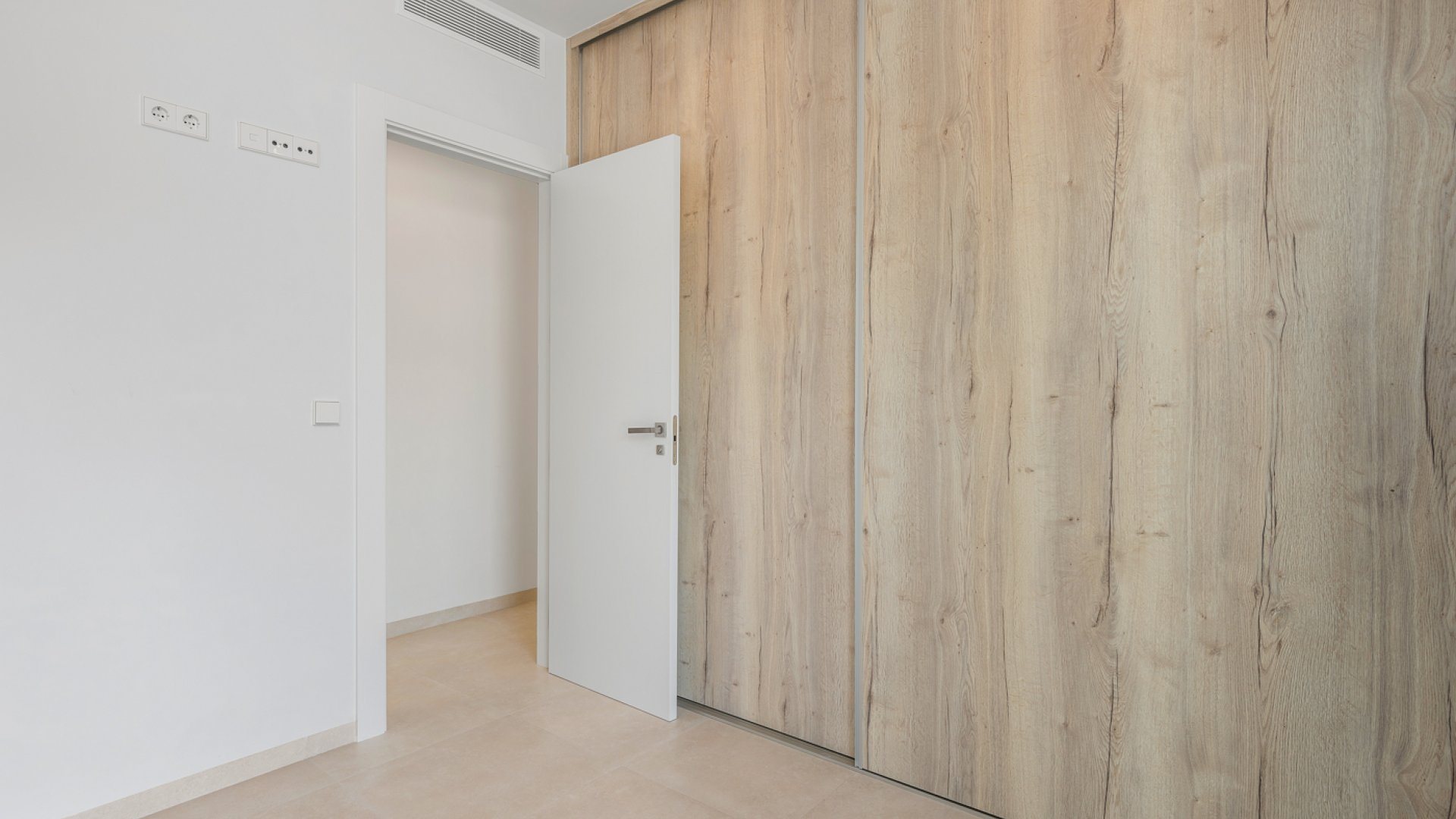 Obra nueva - Chalets -
San Javier