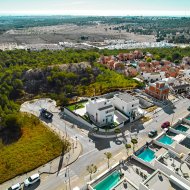 Obra nueva - Chalets -
San Miguel de Salinas