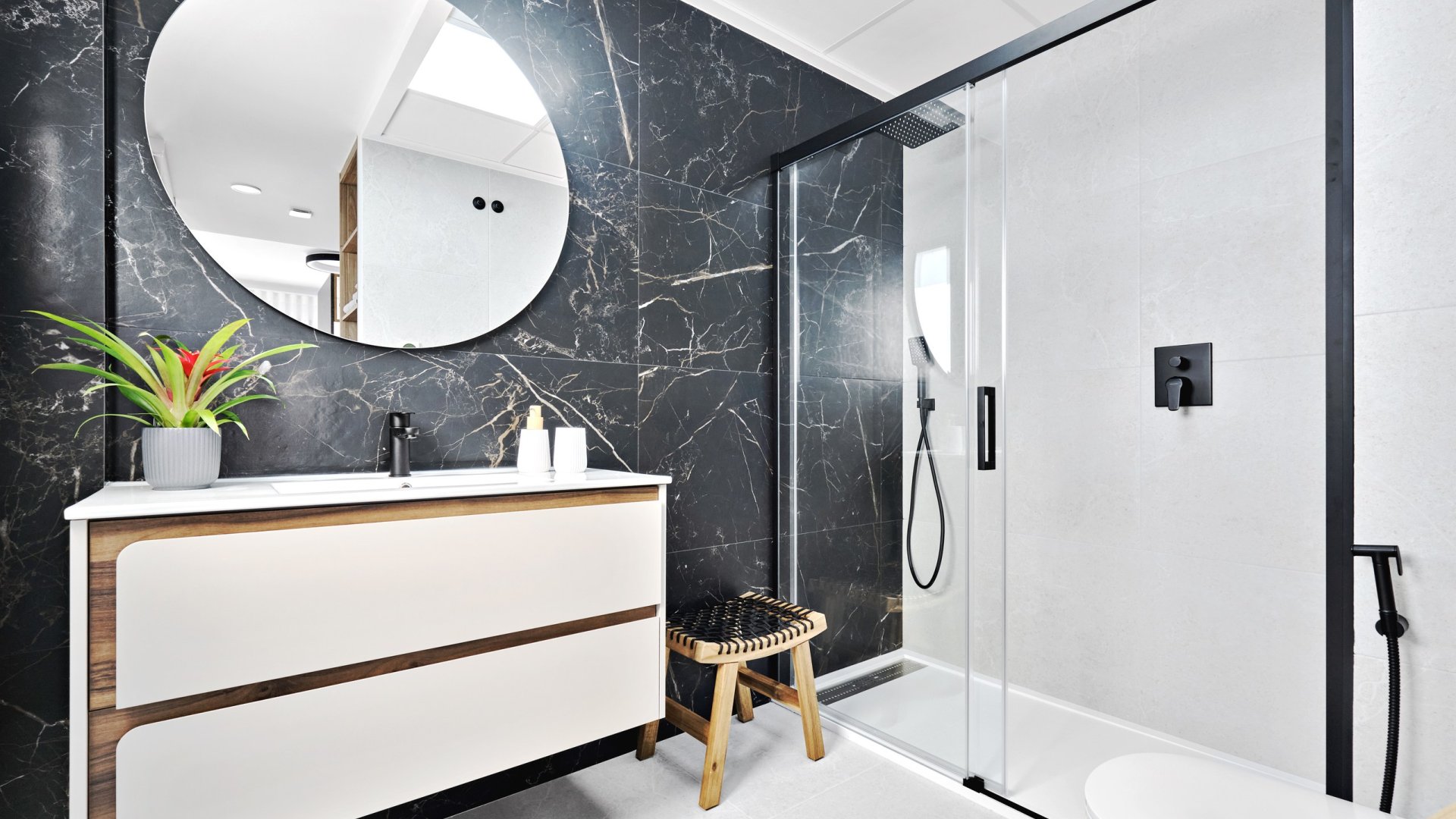 Obra nueva - Chalets -
San Miguel de Salinas