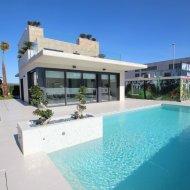 Obra nueva - Chalets -
San Miguel de Salinas