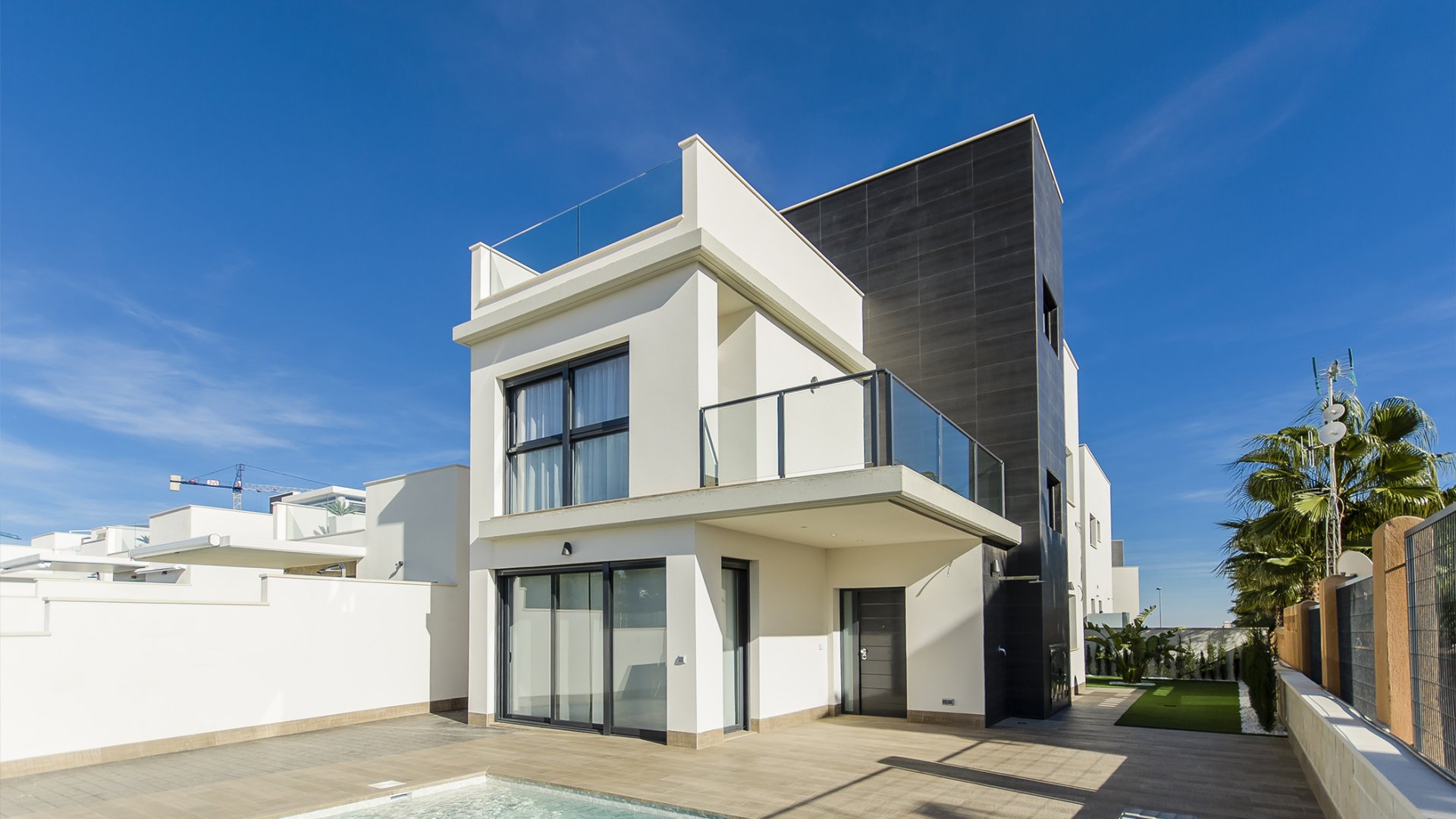 Obra nueva - Chalets -
San Miguel de Salinas