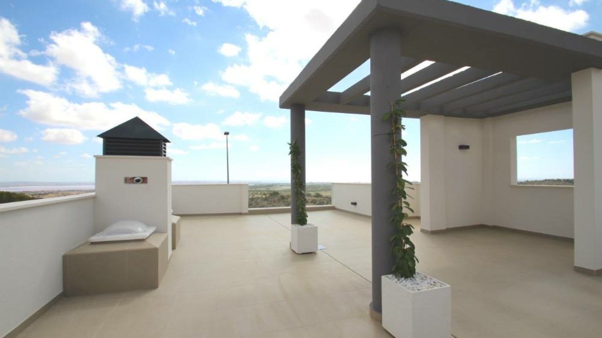 Obra nueva - Chalets -
San Miguel de Salinas