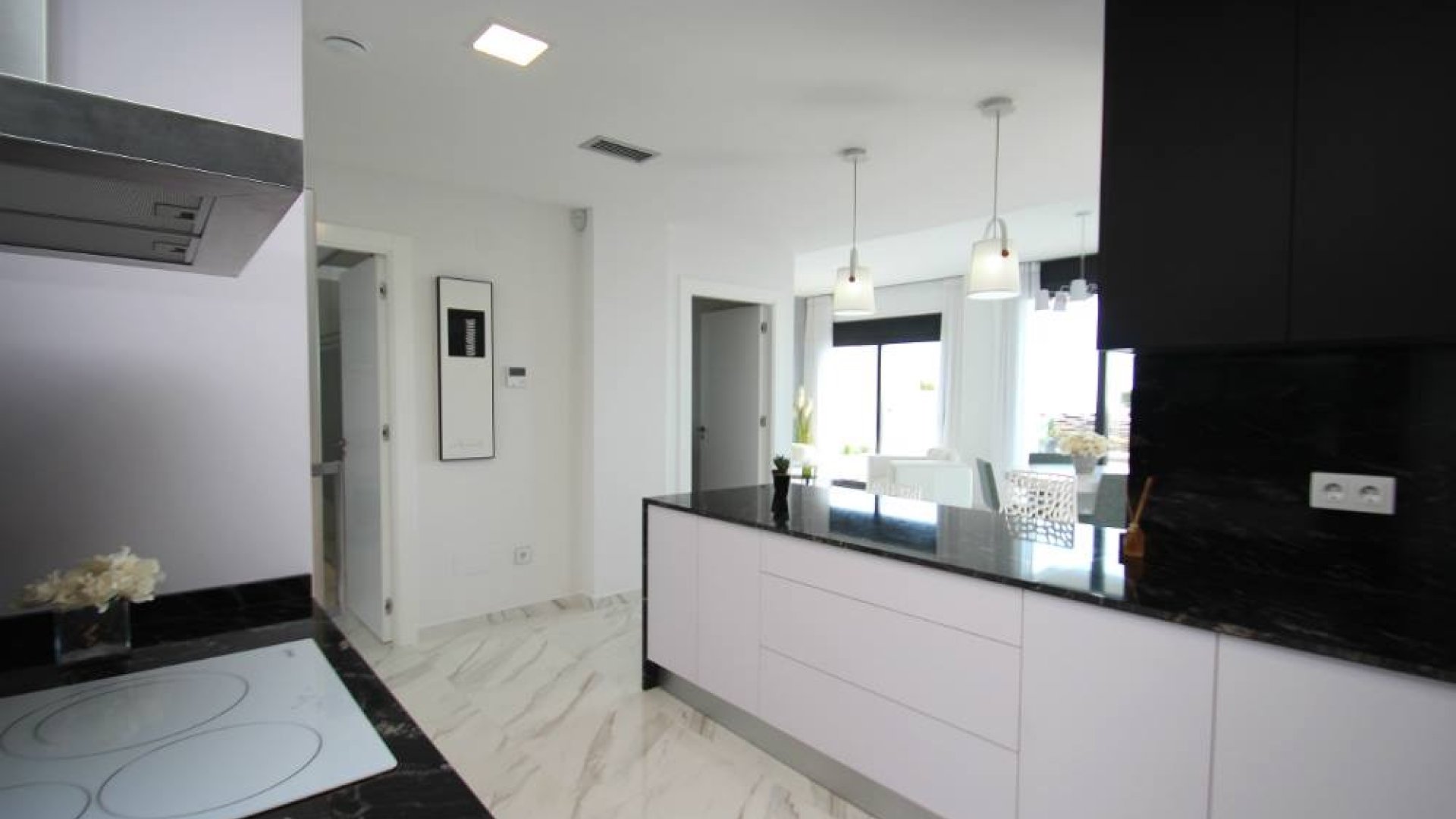 Obra nueva - Chalets -
San Miguel de Salinas