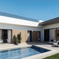 Obra nueva - Chalets -
San Miguel de Salinas