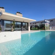 Obra nueva - Chalets -
San Miguel de Salinas