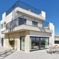 Obra nueva - Chalets -
San Miguel de Salinas