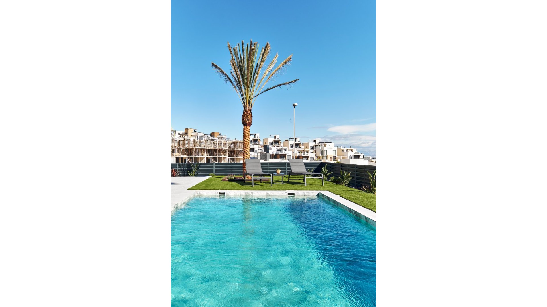 Obra nueva - Chalets -
San Miguel de Salinas