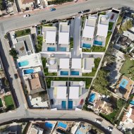 Obra nueva - Chalets -
Torrevieja