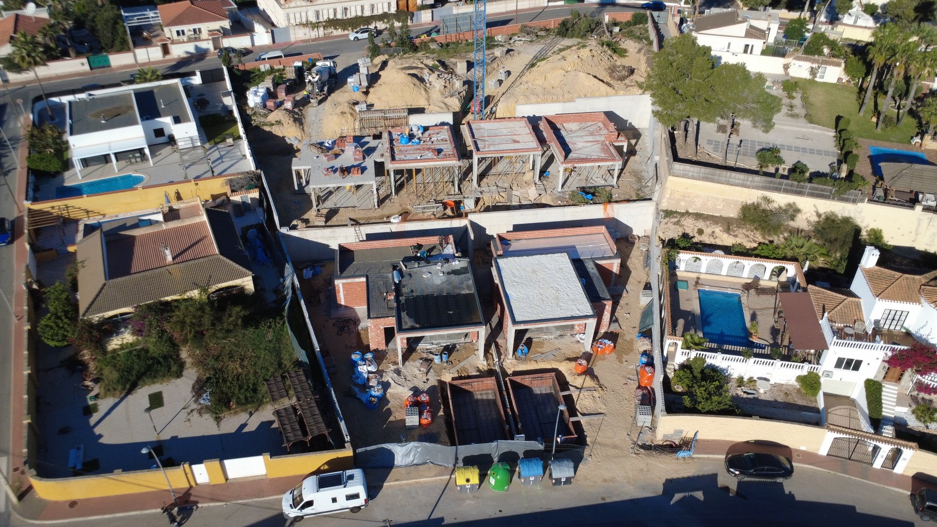 Obra nueva - Chalets -
Torrevieja