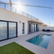 Obra nueva - Chalets -
Torrevieja