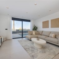 Obra nueva - Chalets -
Torrevieja