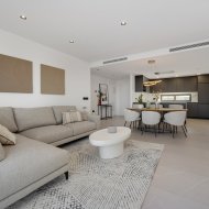 Obra nueva - Chalets -
Torrevieja