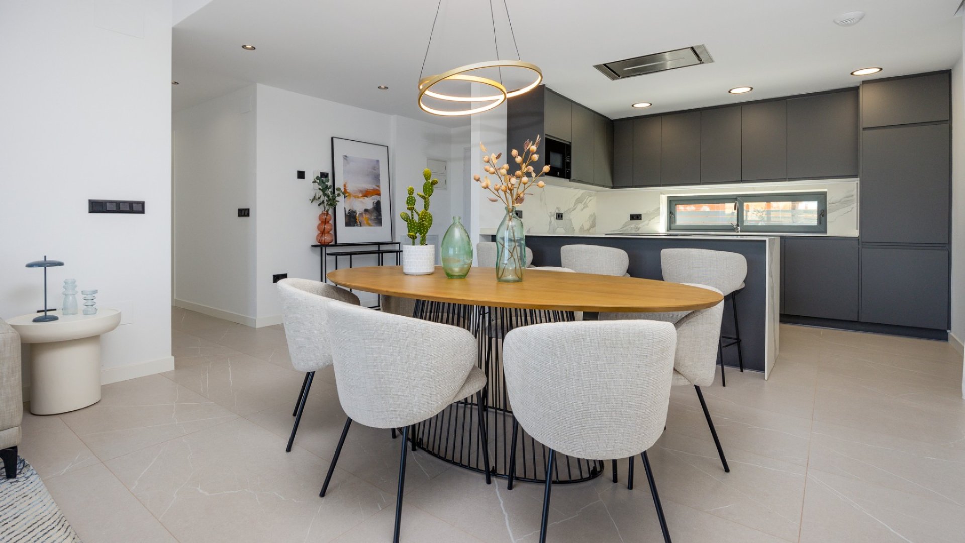 Obra nueva - Chalets -
Torrevieja