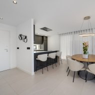 Obra nueva - Chalets -
Torrevieja