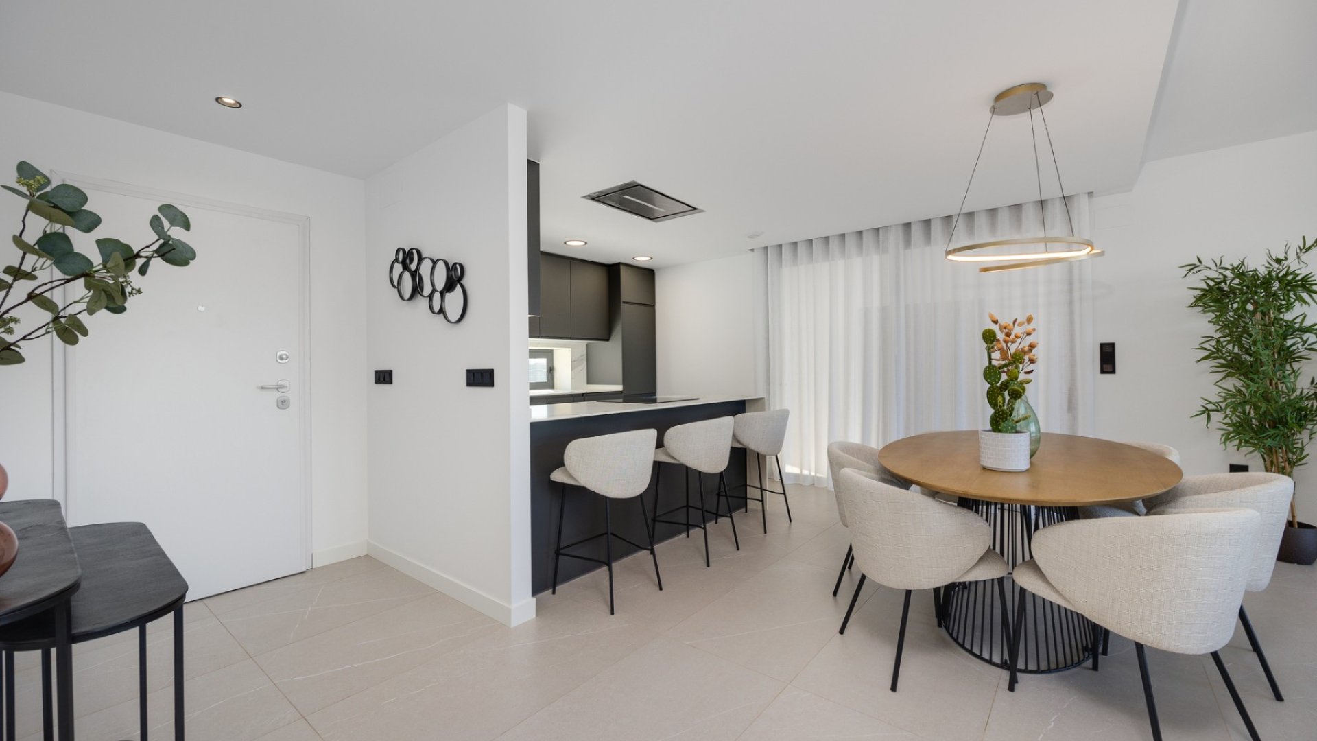 Obra nueva - Chalets -
Torrevieja